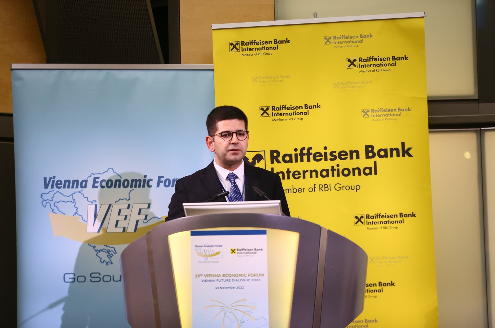 Türkiye&#039;s Presidential Investment Office Head Burak Dağlıoğlu speaks at the Vienna Economic Forum in Vienna, Austria, Nov. 15, 2022. (AA Photo)