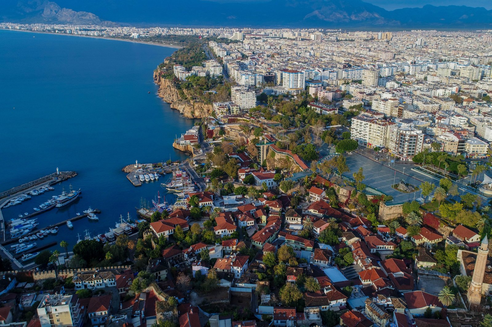 An aerial view of the southern coastal city of Antalya, Türkiye, Nov. 13, 2022. (DHA Photo)