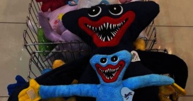 The long-armed scary toy "Huggy Wuggy" has been recalled by Turkish regulators in Türkiye's markets. (DHA photo)