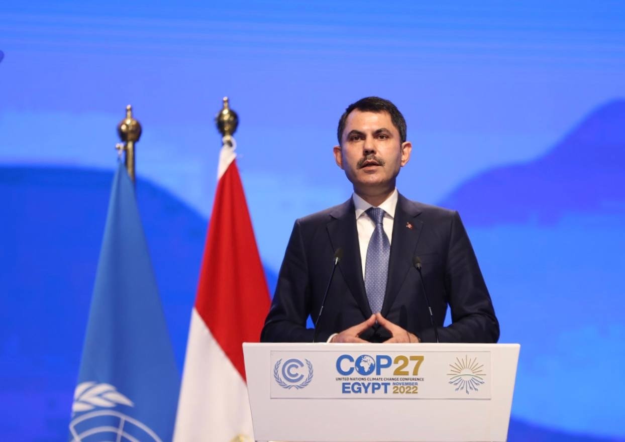 Minister of Environment, Urbanization and Climate Change Murat Kurum attends the 27th U.N. Climate Change Conference in Sharm El-Sheikh, Egypt, Nov. 17, 2022. (DHA Photo)