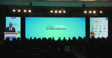 Kerem Kınık, head of the Turkish Red Crescent (Kızılay) speaks at the 2nd International Mineral Water Congress in Istanbul, Nov. 17, 2022. (IHA Photo)