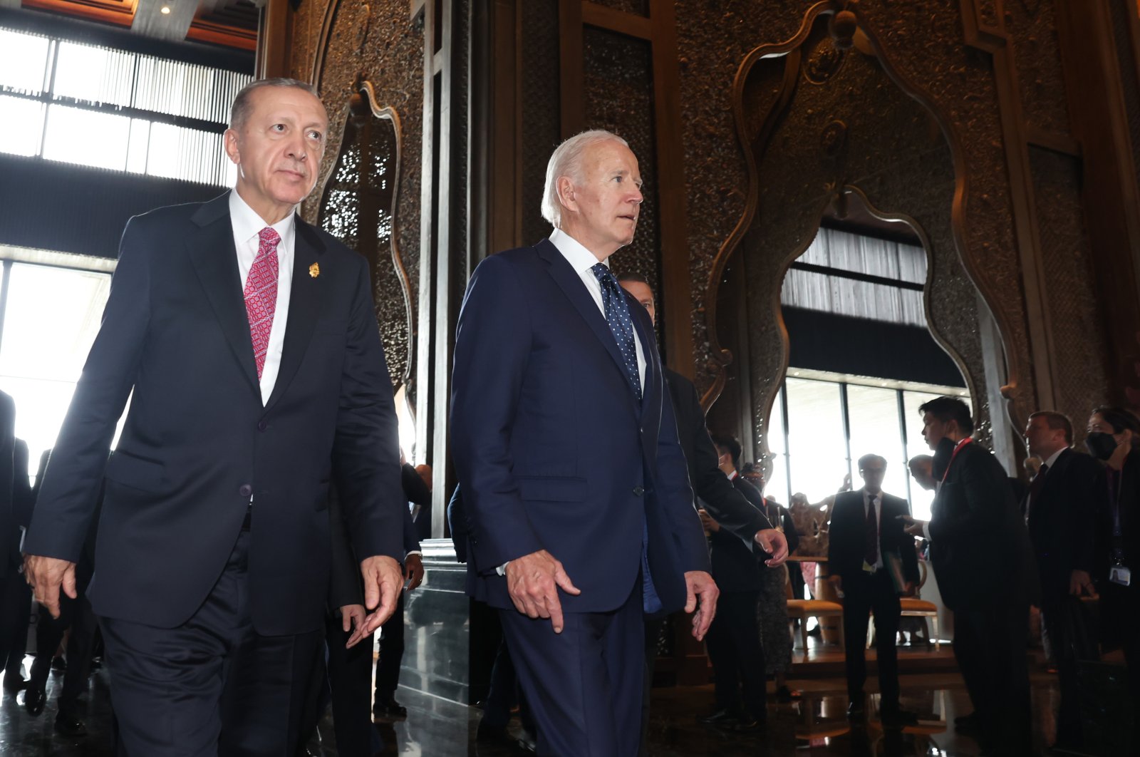 President Recep Tayyip Erdoğan (L) and his U.S. counterpart Joe Biden during the G-20 summit in Bali, Indonesia, Nov. 15, 2022. (AA Photo)