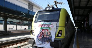 The sixth &quot;Kindness Train&quot; departs from Ankara, Türkiye, Aug. 24, 2022. (AA Photo)