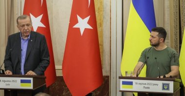 President Recep Tayyip Erdoğan (L), Ukrainian President Volodymyr Zelenskyy (R) and U.N. Secretary-General Antonio Guterres (not pictured) attend a joint news conference following their meeting in Lviv, Ukraine, Aug. 18, 2022. (Reuters File Photo)