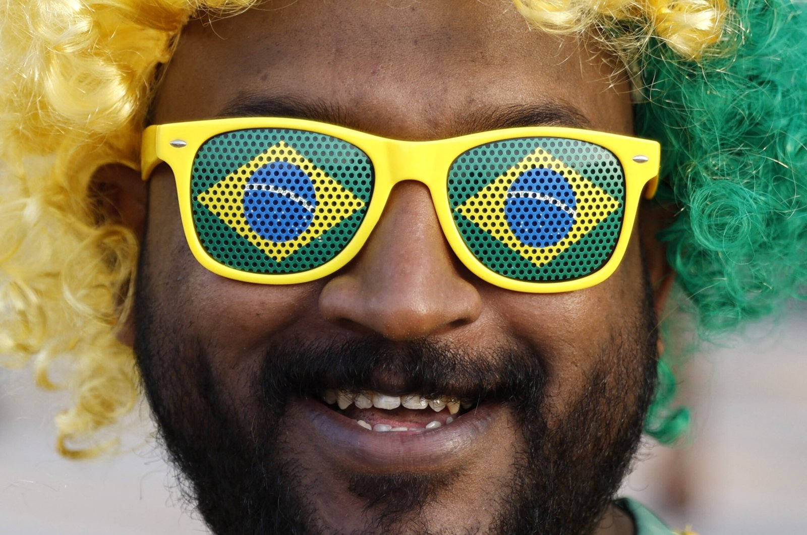 Tunjukkan warna Anda: Para penggemar Piala Dunia FIFA bersiap