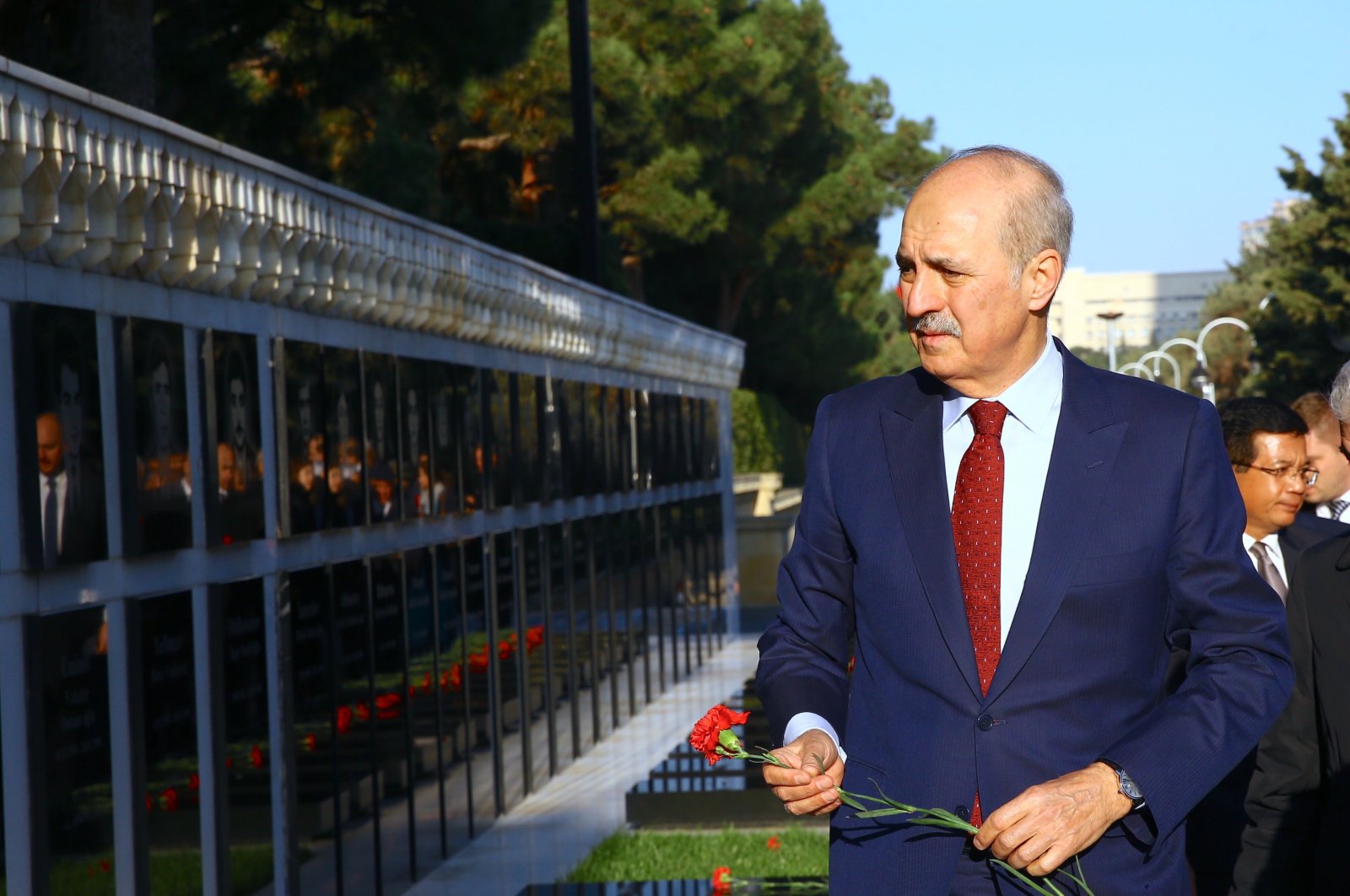 Türkiye&#039;s ruling Justice and Development Party (AK Party) Deputy Chair Numan Kurtulmuş visits the Baku Turkish Martyrs&#039; Memorial in Azerbaijan, Nov. 21, 2022. (AA Photo)