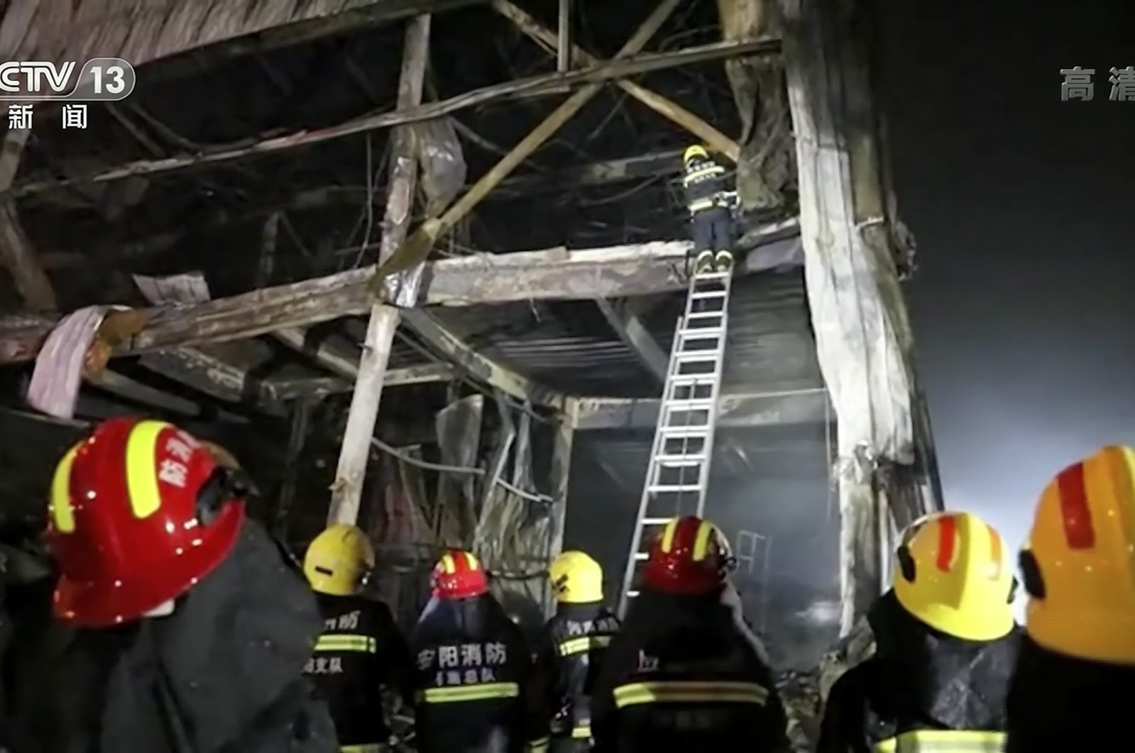 Kebakaran pabrik menewaskan sedikitnya 38 orang di Henan, China tengah