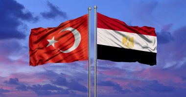 The Egyptian Presidency described the handshake between President Recep Tayyip Erdoğan and Egyptian President Abdel-Fattah el-Sissi as “a fresh start in bilateral relations.” (Shutterstock Photo)