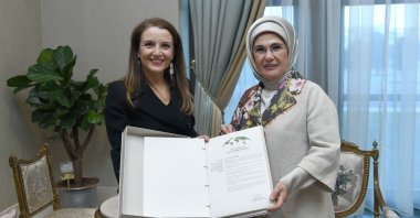Türkiye's first lady Emine Erdoğan (R) is seen with UNICEF Türkiye Representative Regina De Dominicis in Ankara, Türkiye, Nov. 23, 2022. (AA Photo)