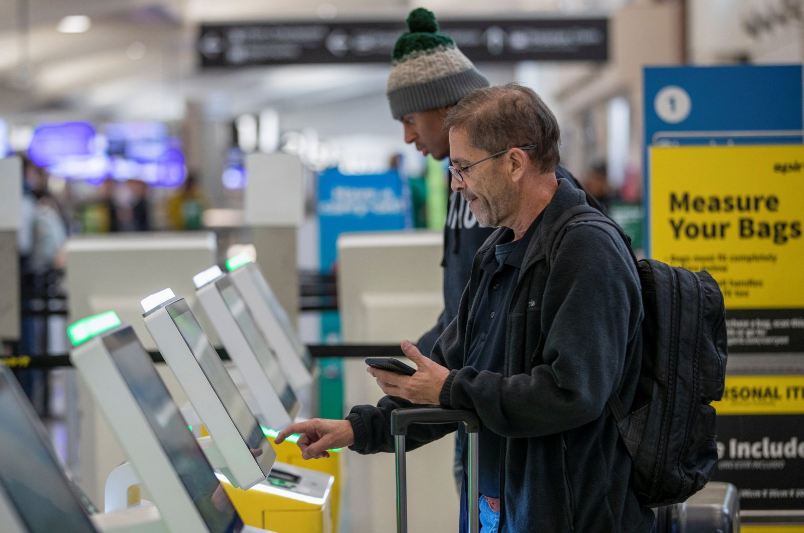 Travelers check in for their flights ahead of the Thanksgiving holiday at Hartsfield-Jackson Atlanta International Airport in Atlanta, Georgia, U.S., Nov. 22, 2022. (Reuters Photo)