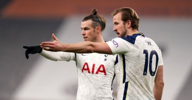 Tottenham Hotspur's Gareth Bale (behind) and Harry Kane gesture during the Premier League match at the Tottenham Hotspur Stadium, London, March 7, 2021. (Getty Images Photo)