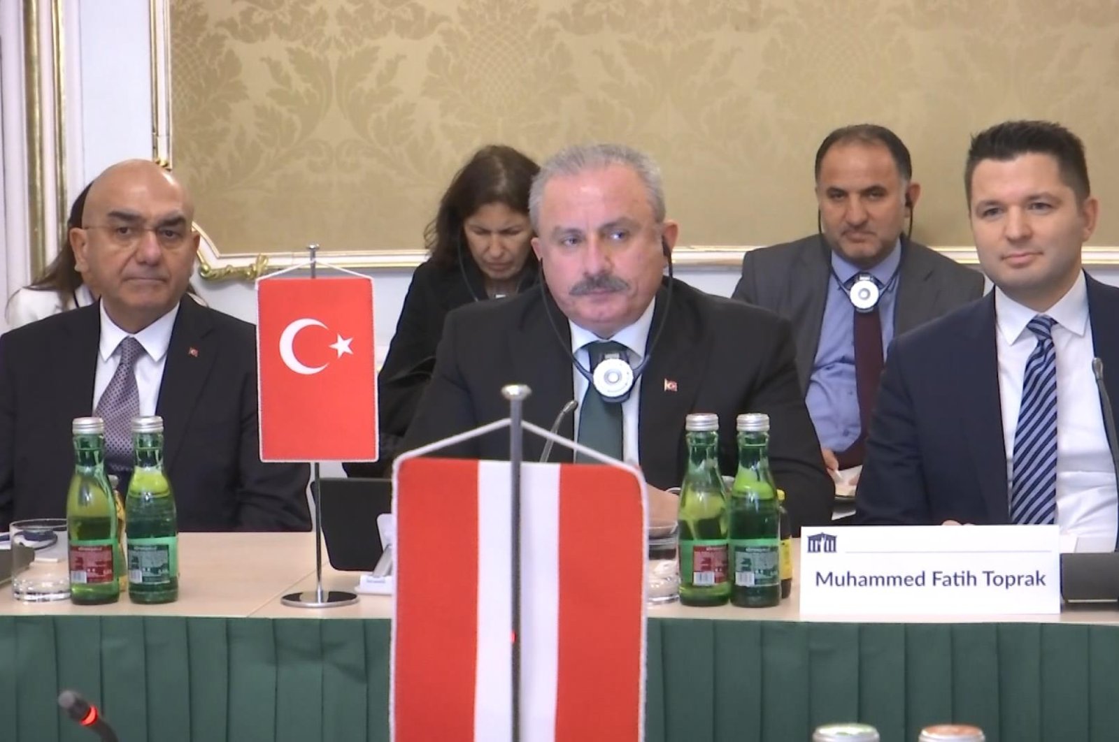 Parliament Speaker Mustafa Şentop (C) meets with the members of the Austria-Türkiye Inter-Parliamentary Friendship Group in Vienna, Austria, Nov. 28, 2022. (DHA Photo)