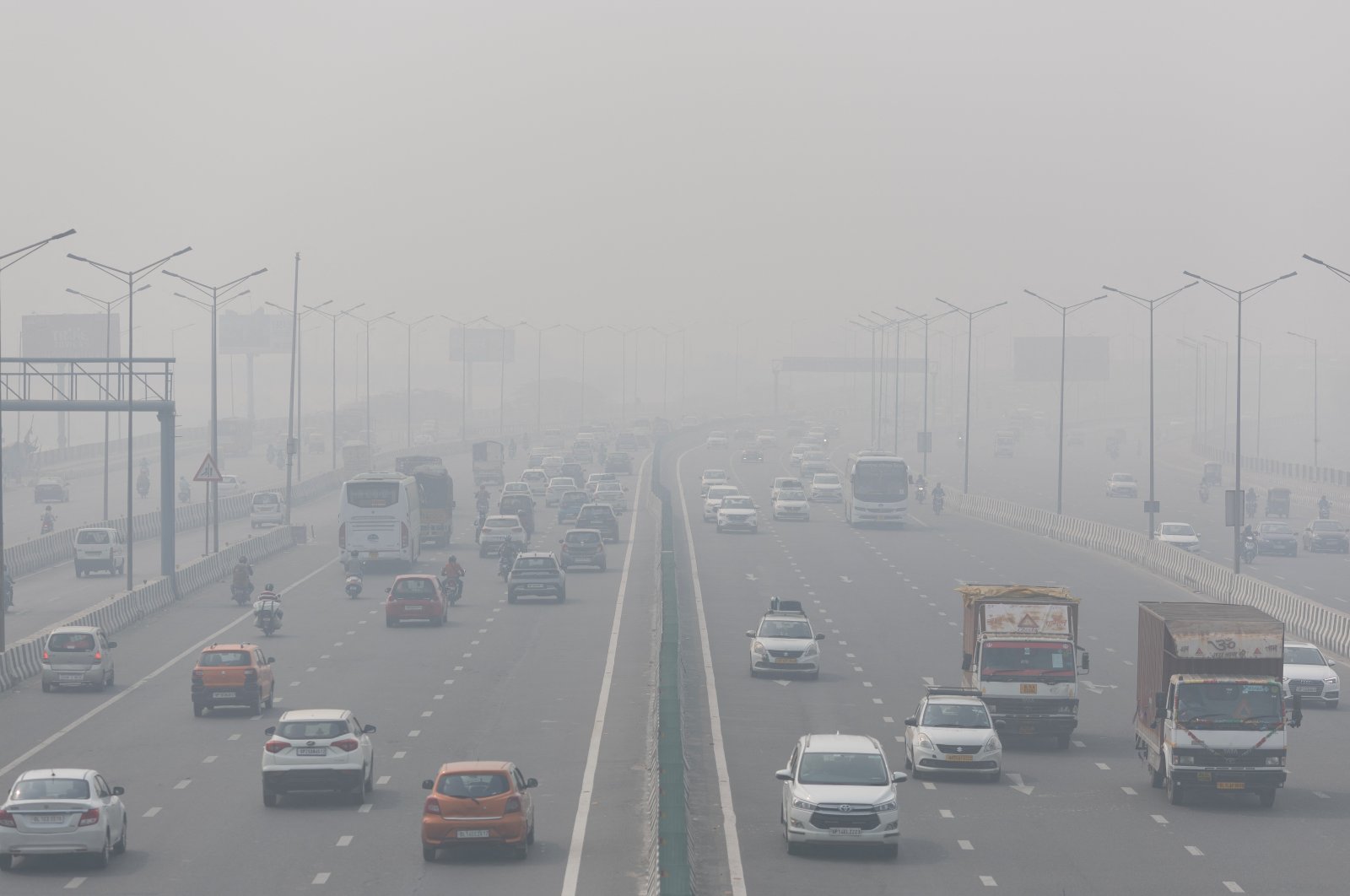 Ibu kota India, Delhi, dilanda kabut asap saat polusi musim dingin memburuk