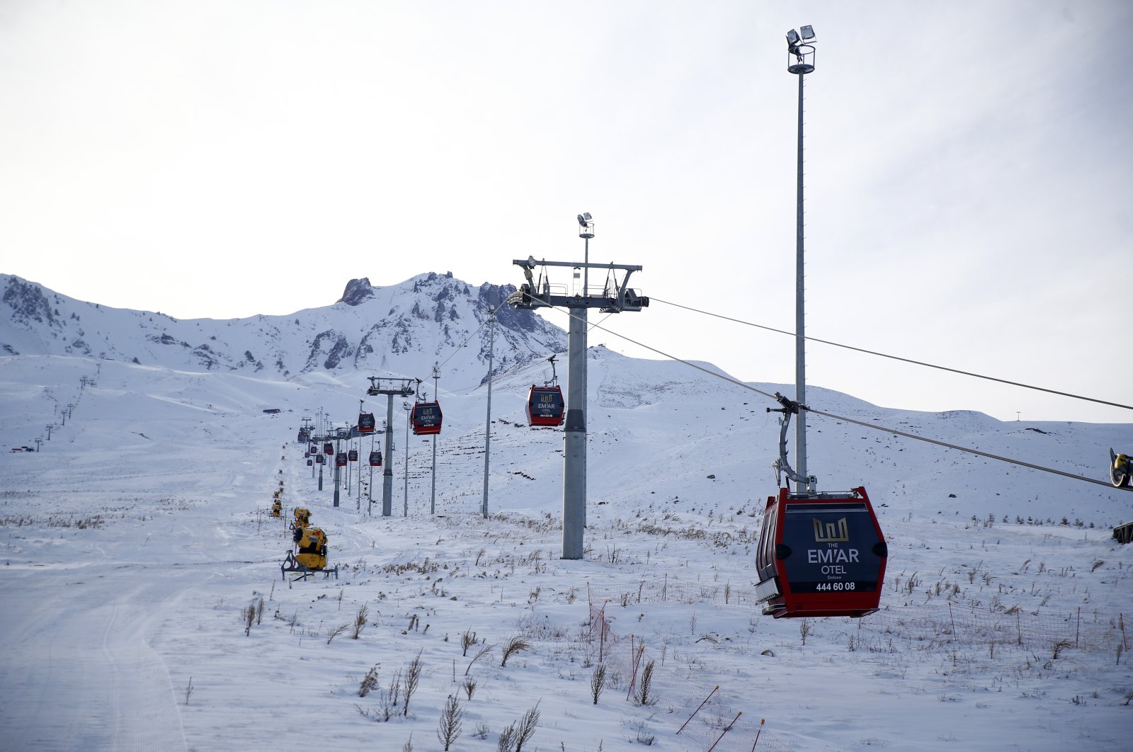 Resor ski Türkiye bersiap menyambut musim baru