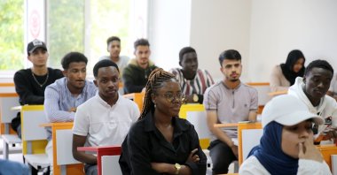 Students taking a language course at the Turkish Teaching Research and Application Center (TÖMER) at Sivas Cumhuriyet University, Sept. 30, 2022. (AA Photo)