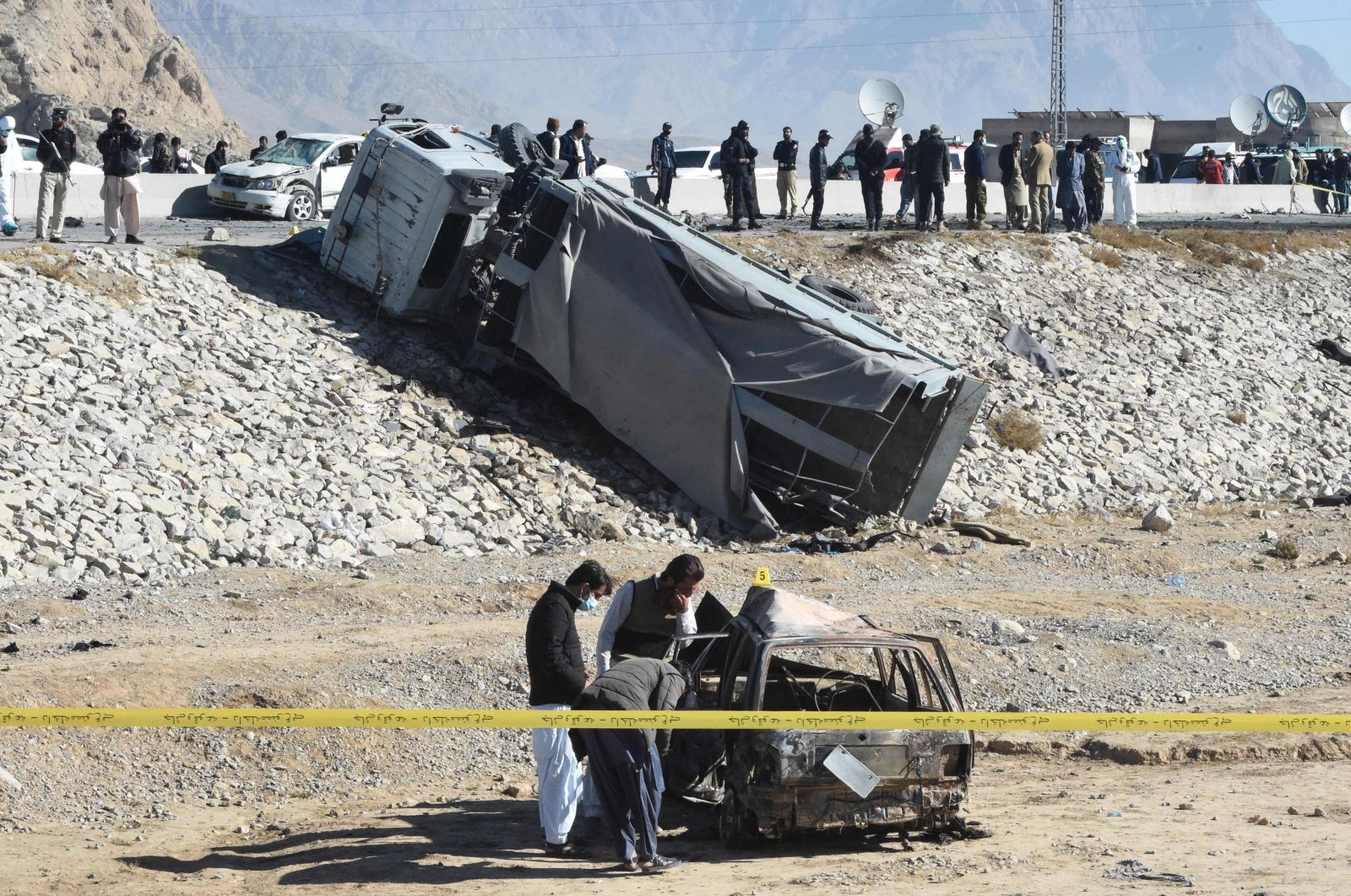 3 tewas, 27 terluka dalam ledakan bunuh diri Pakistan yang diklaim oleh Taliban setempat