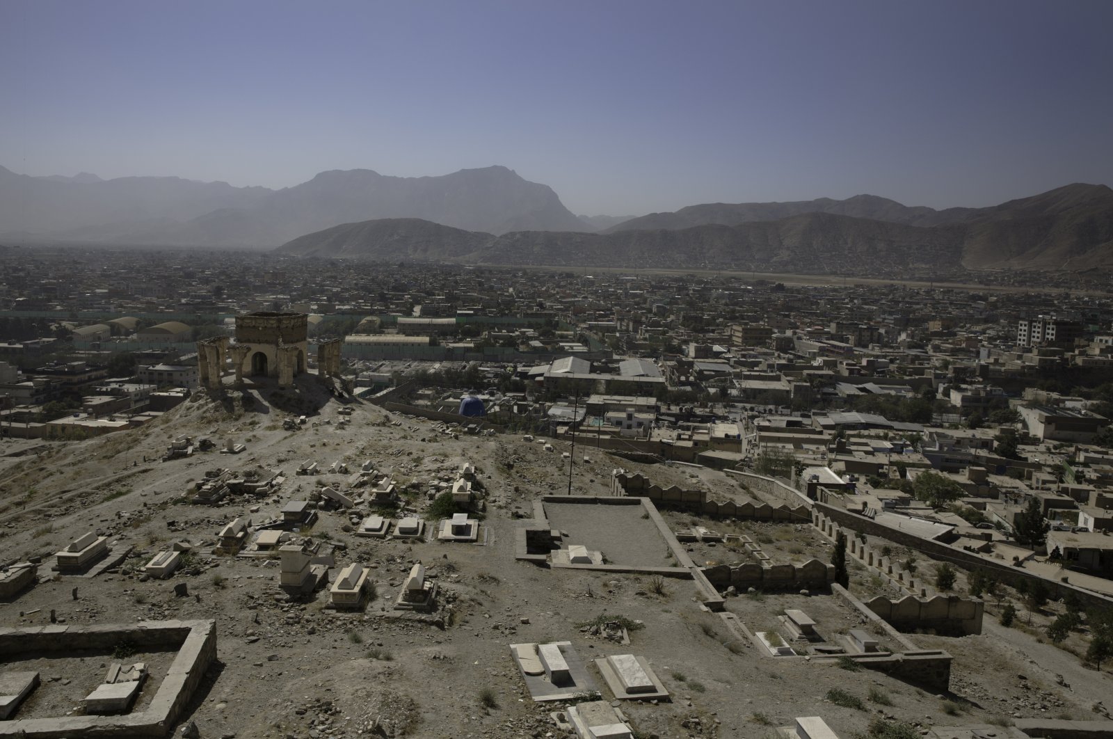 A view of the southeast part of Kabul, Afghanistan, Sept. 24, 2016. (Getty Images)