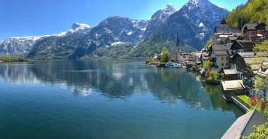 A view of the lake, the village and the Alps, in Hallstatt, Austria. (Photo by Özge Şengelen)