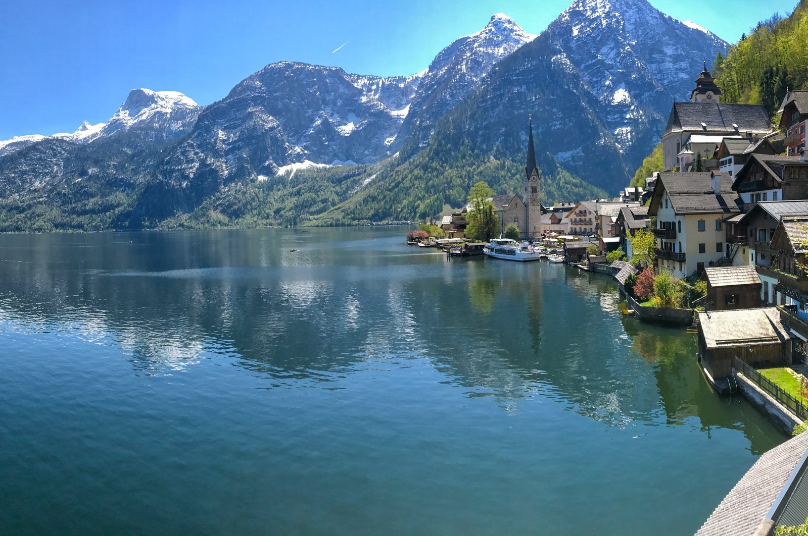 A view of the lake, the village and the Alps, in Hallstatt, Austria. (Photo by Özge Şengelen)