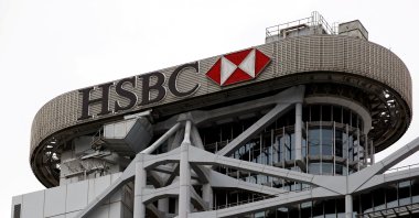The logo of HSBC is seen on its headquarters in the financial district in Hong Kong, Aug. 4, 2020. (Reuters Photo)