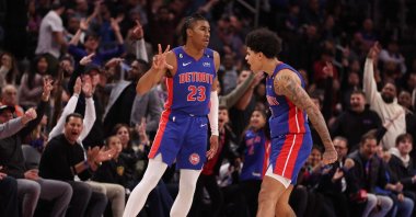 Detroit Pistons' Jaden Ivey celebrates his second-half 3-pointer with Killian Hayes while playing the Dallas Mavericks at Little Caesars Arena. Detroit, Michigan, U.S., Dec. 1, 2022. (AFP Photo)