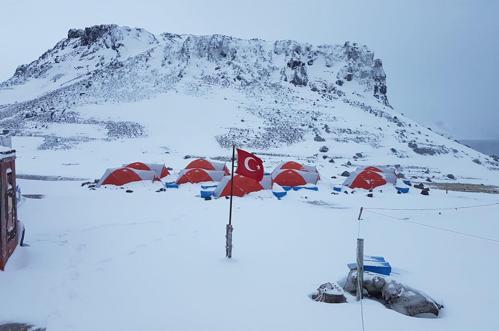 A Turkish research base on Robert Island, in Antarctica, Dec. 2, 2022. (DHA Photo)