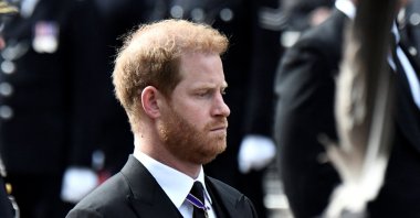 Britain's Prince Harry follows the coffin of Queen Elizabeth II during her funeral procession from Westminster Abbey to Wellington Arch in London, U.K., Sept. 19, 2022. (Reuters Photo)