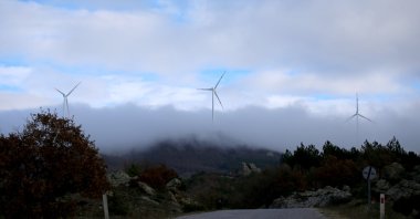 Wind turbines rise out of the fog cover in Kırklareli province, northwestern Türkiye, Dec. 2, 2022. (AA Photo)