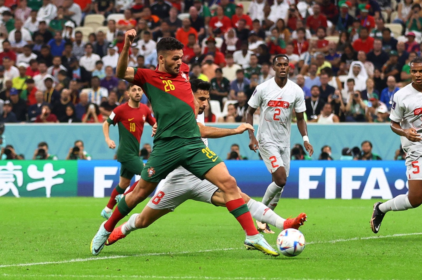 Pahlawan hattrick Ramos yang tidak mungkin mengirim Portugal ke perempat final