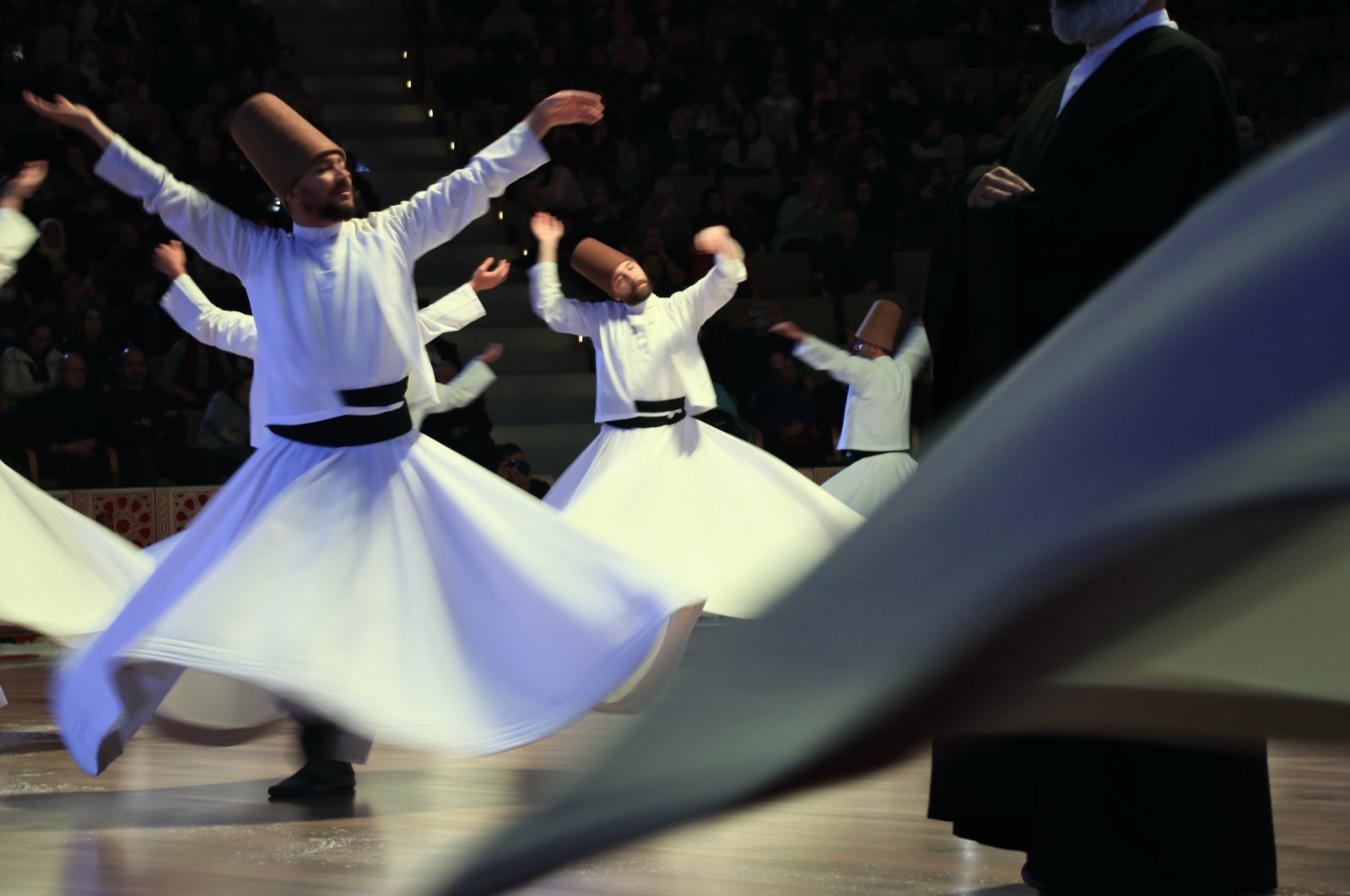 Whirling dervishes perform at the opening of commemorations marking the 749th anniversary of Mevlana Jalaladdin Rumi&#039;s death, Konya, Türkiye, Dec. 7, 2022. (AA Photo)