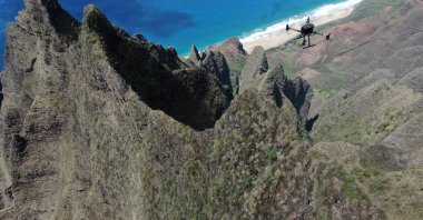 A view shows a sampling operation on Honopu ridge, taken by another drone in Kauai, Hawaii, U.S. (Reuters Photo)
