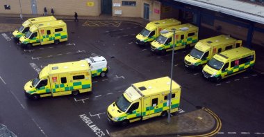 Ambulances are seen parked outside of the Queen's Hospital in Romford, amid the spread of the COVID-19 pandemic in London, U.K., Jan. 11, 2022. (Reuters Photo)