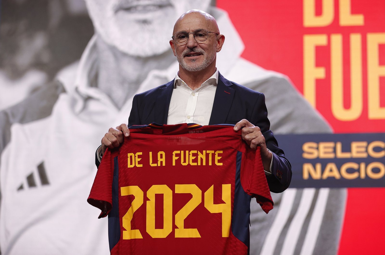 Spanish National Team coach, Luis de la Fuente, posing for a photo after his official appointment ceremony at the Royal Spanish Football Federation facilities, Madrid, Spain, Dec. 12, 2022. (AA Photo)