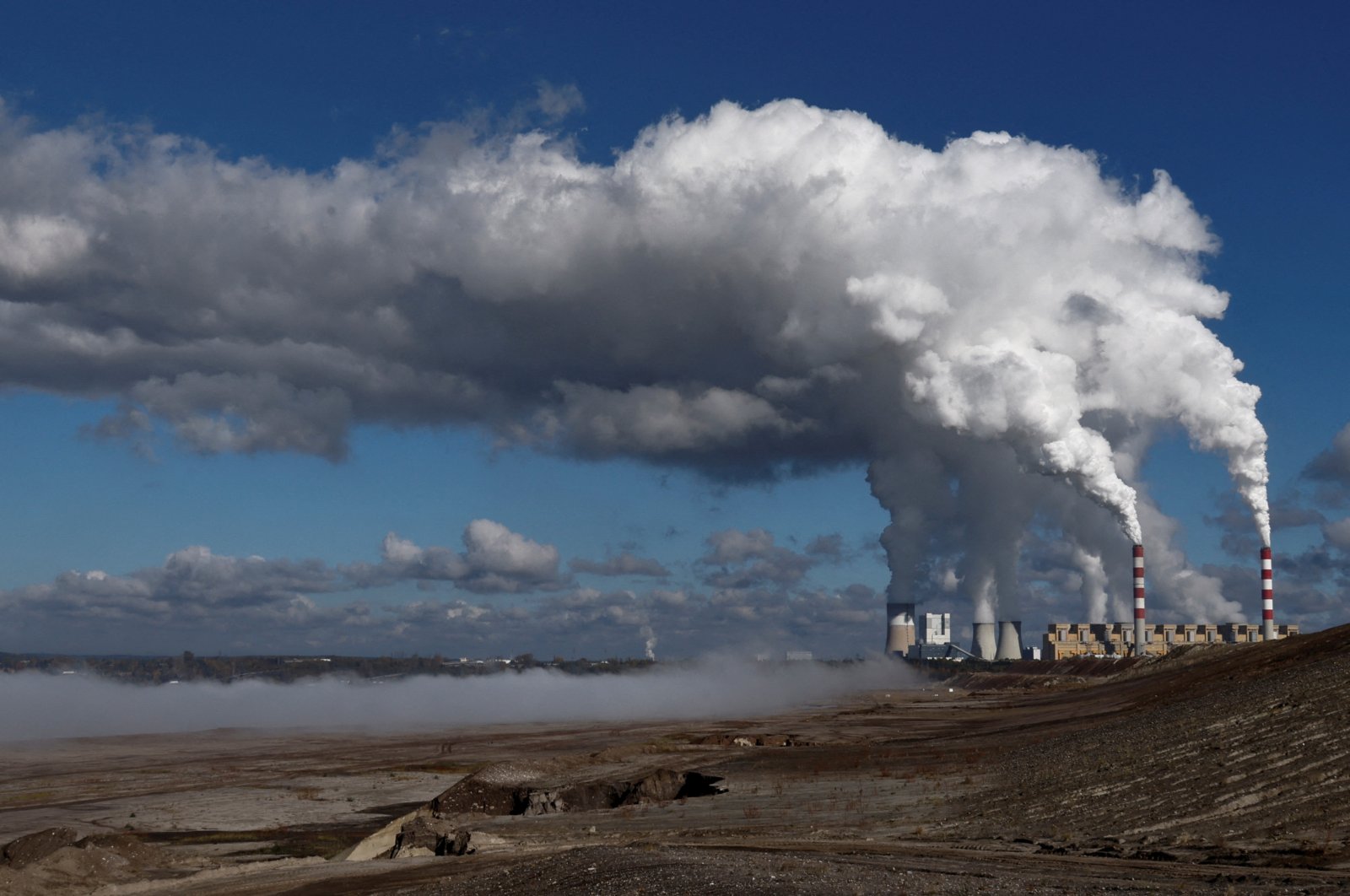 In global 1st, EU strikes deal on carbon border tariff