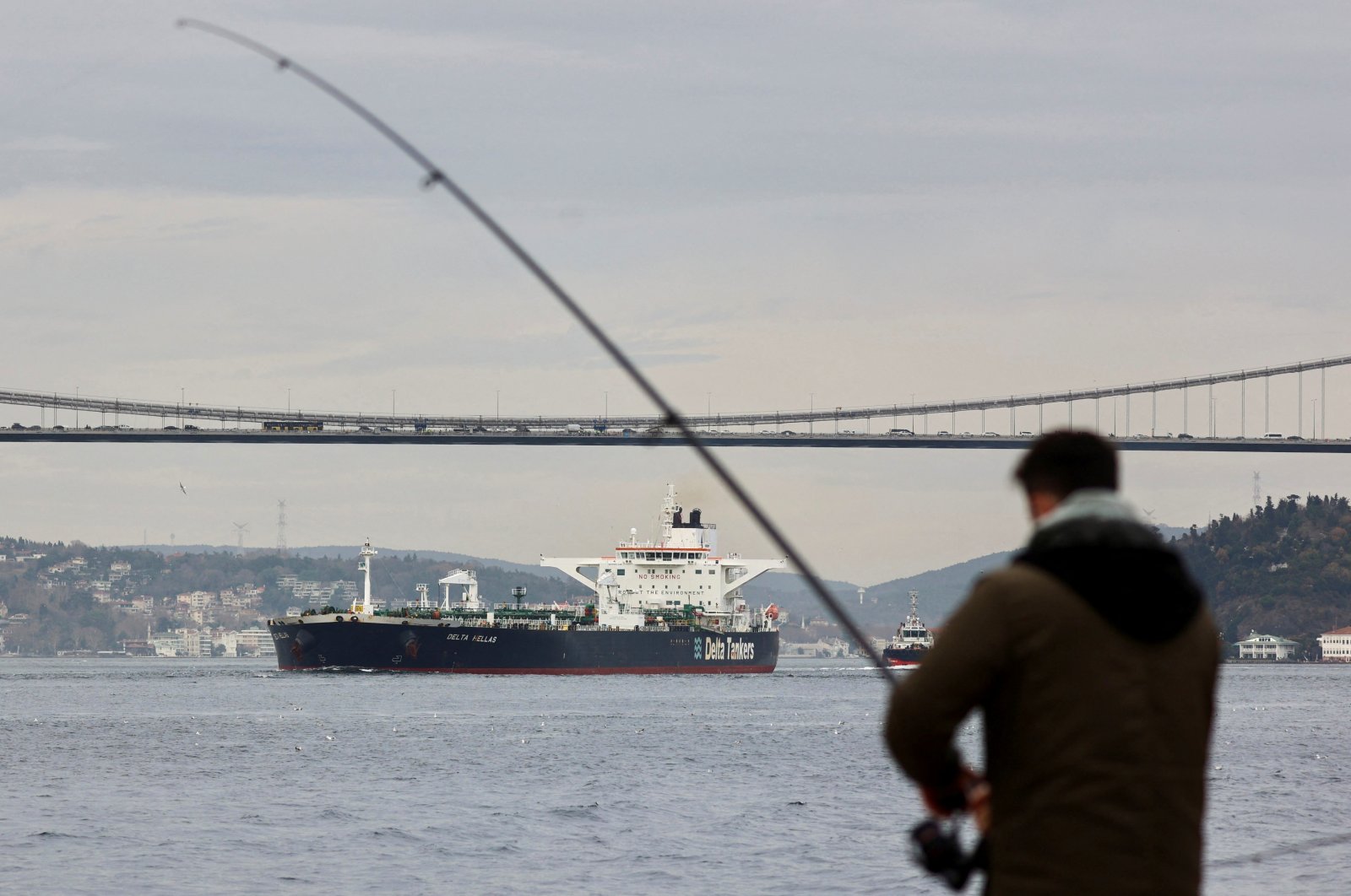 Greek-flagged crude oil tanker Delta Hellas sails in the Bosporus, on its way to the Mediterranean Sea, in Istanbul, Türkiye, Dec. 12, 2022. (Reuters Photo)