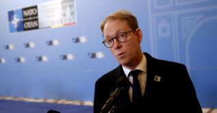 Sweden's Foreign Minister Tobias Billstrom speaks before a NATO meeting held in Bucharest, Romania, Nov. 29, 2022. (EPA Photo)