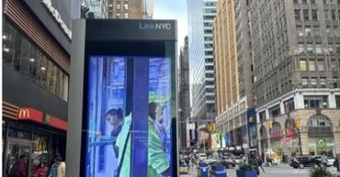 Artwork by Turkish artist Sanem Altaylı is displayed on a billboard in New York, U.S., Dec. 7, 2022. (Instagram / @kecelia)