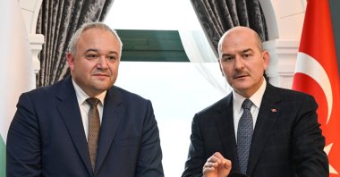 Türkiye's Interior Minister Süleyman Soylu (R) speaks at a news conference with his Bulgarian counterpart Ivan Demerdzhiev in Istanbul, Türkiye, Dec. 18, 2022. (AA Photo)