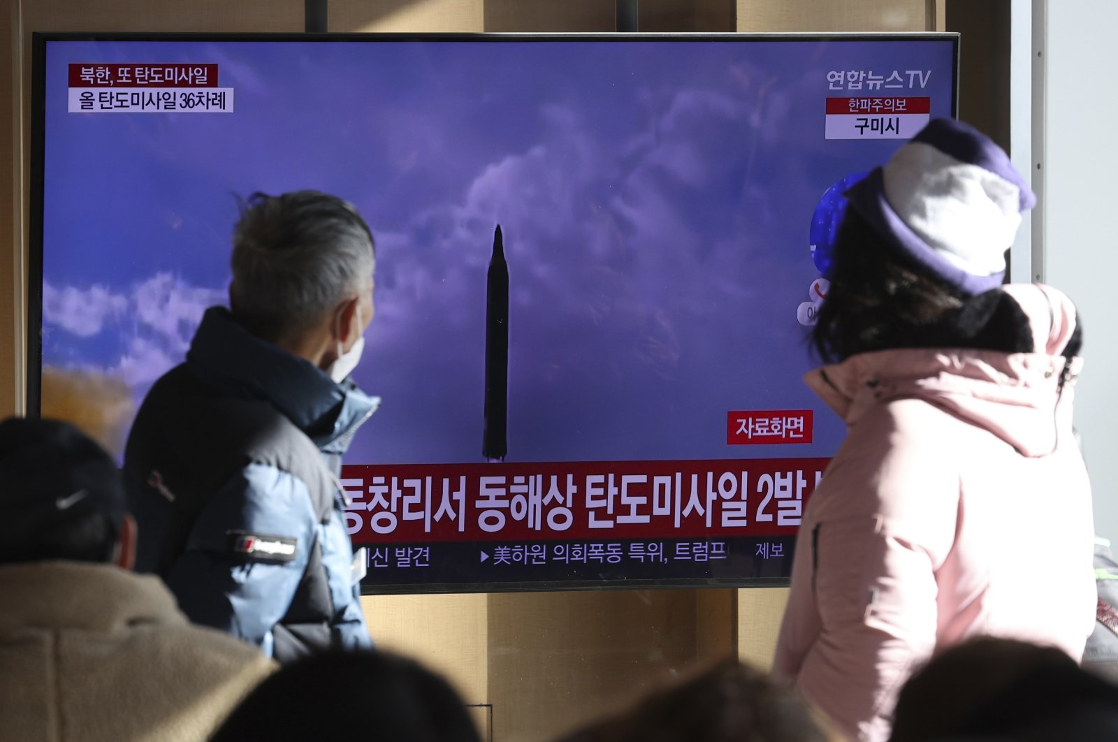 Korea Utara menembakkan 2 rudal balistik berkemampuan nuklir yang meningkatkan ketegangan