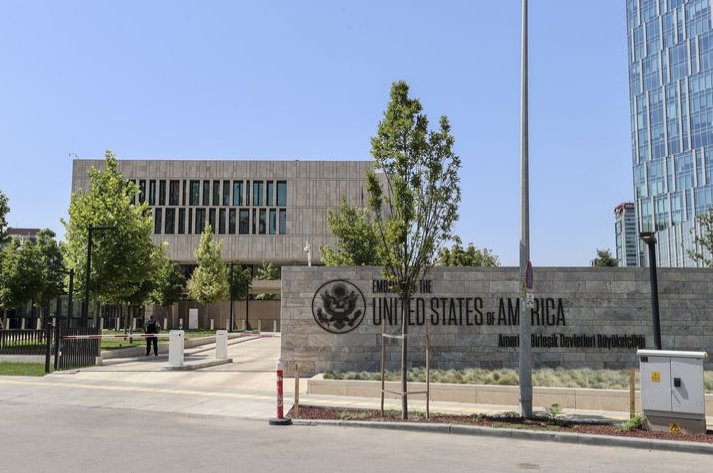 Kedutaan Besar AS menyangkal istri konsul di balik kecelakaan Istanbul