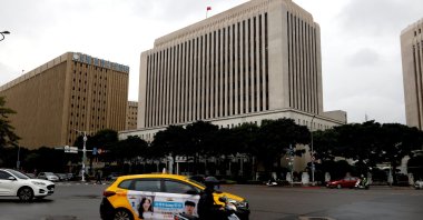Cars drive past Taiwan's central bank in Taipei, Taiwan, Dec. 14, 2022. (Reuters Photo)