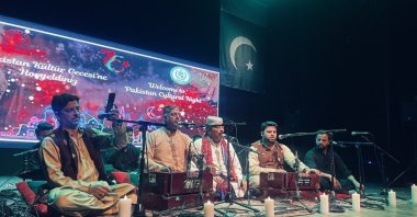 Qawwali Fareed Ayaz, Abu Muhammad Qawwal & Brothers during a performance of qawwali in Istanbul, Türkiye, Dec. 20, 2022. (Photo by Buse Keskin)