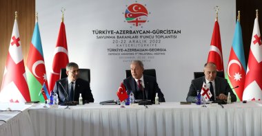 Türkiye&#039;s Defense Minister Hulusi Akar (C) holds a trilateral summit with his Azerbaijani counterpart Zakir Hasanov (L) and Georgian counterpart Juansher Burchuladze (R) in Türkiye&#039;s Kayseri province on Dec. 21, 2022. (AA Photo)