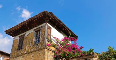 A house in the village of Birgi, Izmir, Türkiye. (Shutterstock Photo)