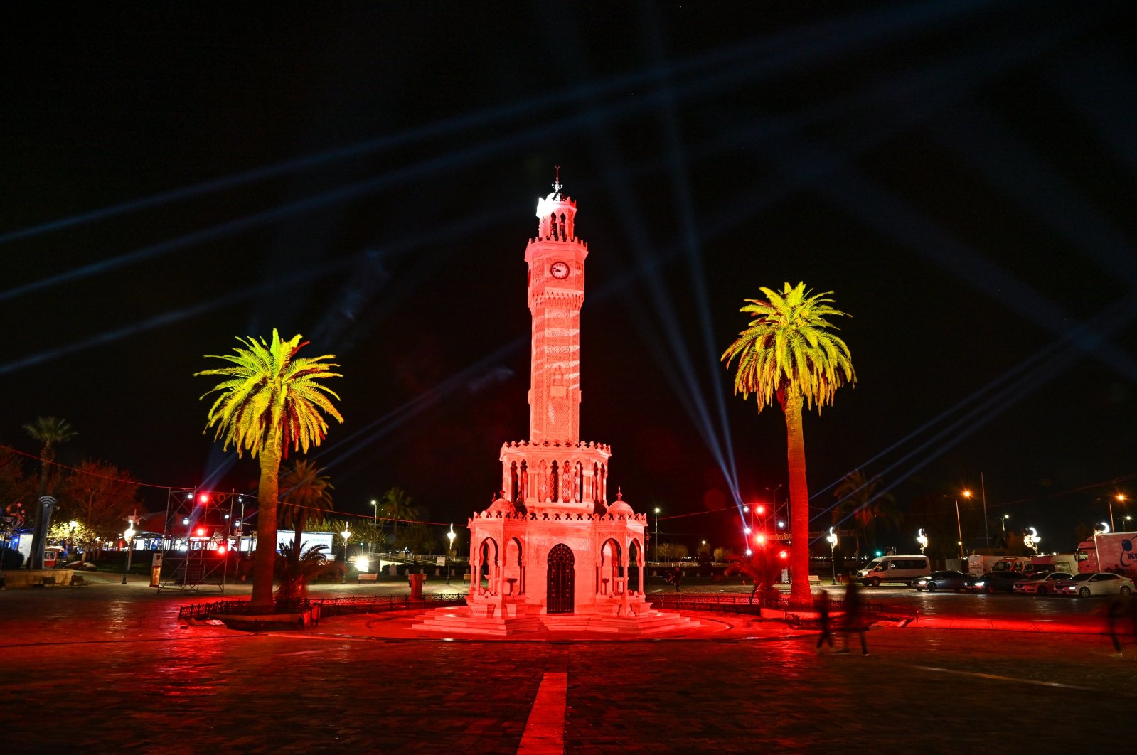 A visual presentation reflected on the historical Clock Tower and the Izmir Governor&#039;s Office for the New Century Izmir Economy to be held on February 2023, Dec. 21, 2022. (AA Photo)