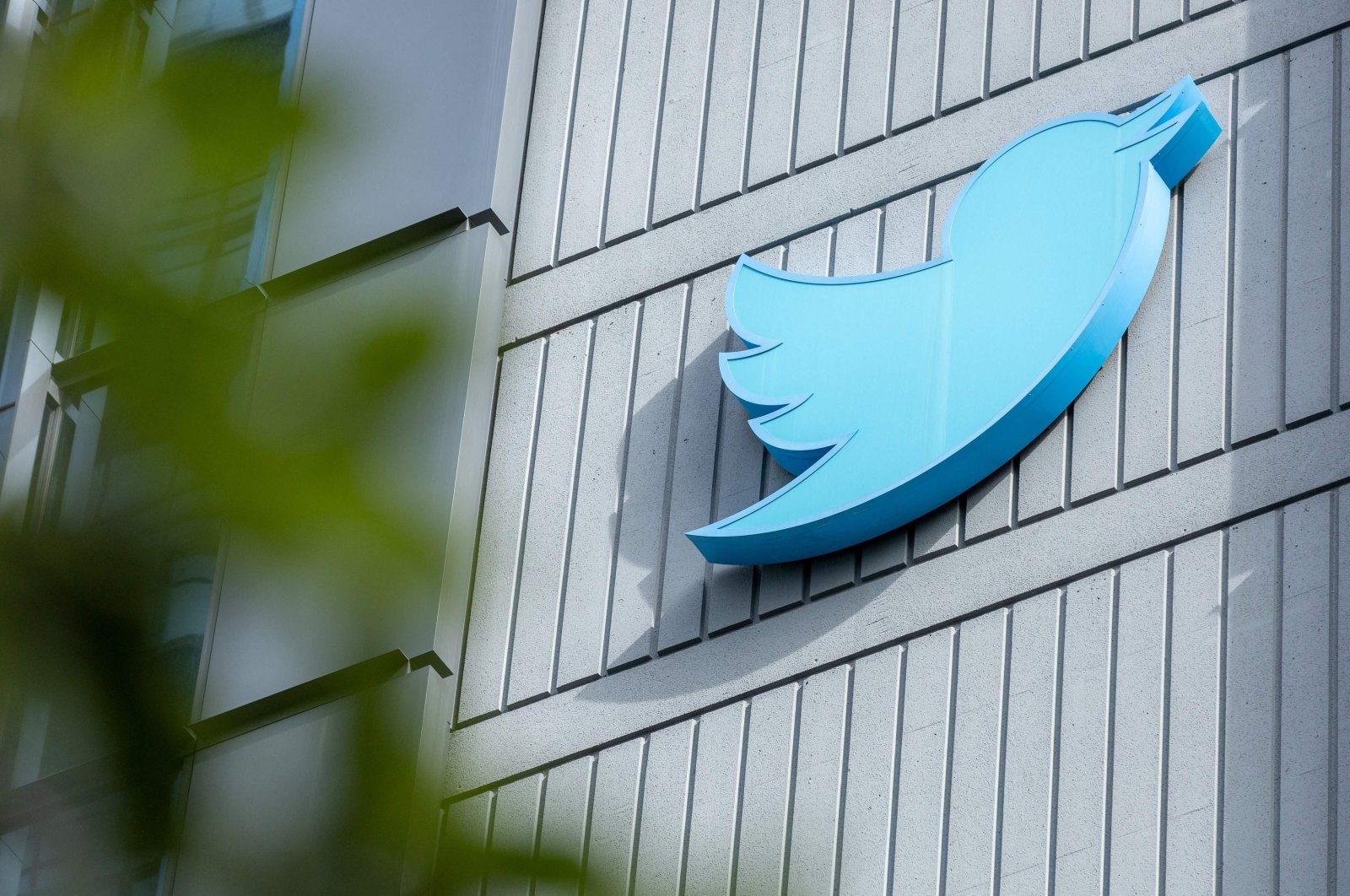 The Twitter logo outside the company&#039;s headquarters in San Francisco, California, U.S., Oct. 28, 2022. (AFP Photo)