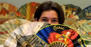 These fans date back to the Vienna World Fair in 1873. The event took place 150 years ago, putting the Austrian capital on the map, Vienna, Austria, June 15, 2001. (dpa Photo)