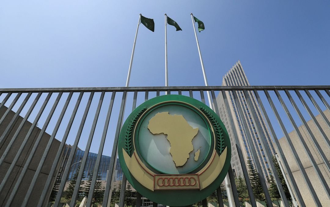 The African Union (AU) logo is seen outside the AU headquarters building in Addis Ababa, Ethiopia, Nov. 8, 2021. (Reuters Photo)
