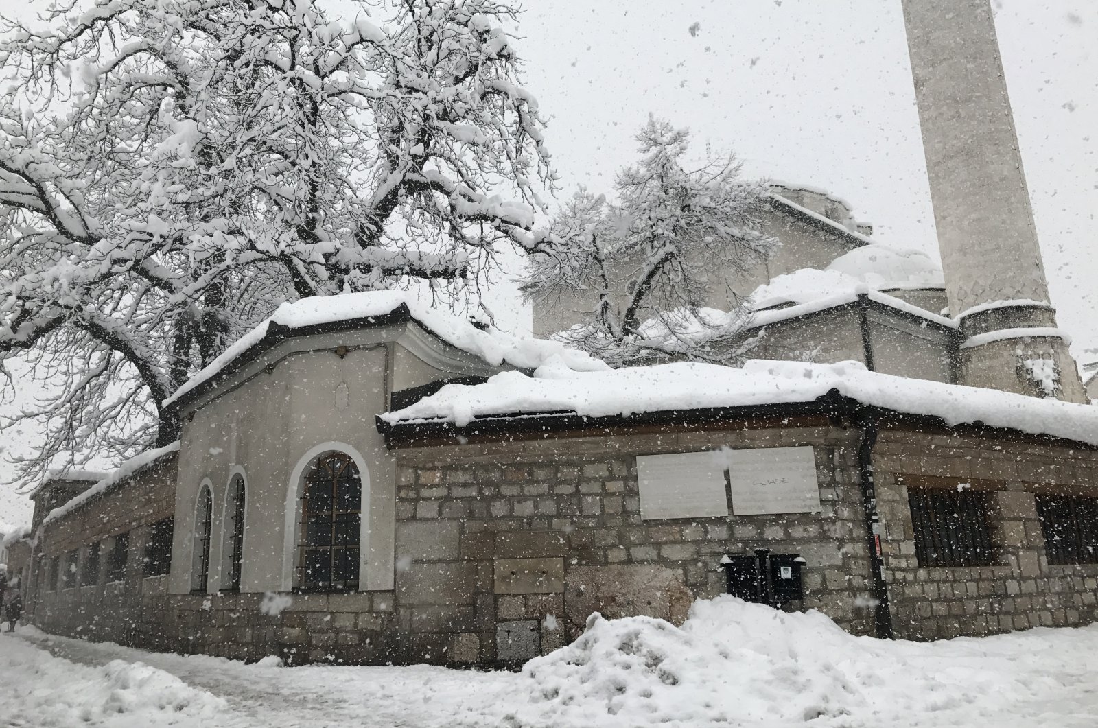 The Gazi Husrev-beg Mosque in Bascarsija, in Sarajevo, Bosnia-Herzegovina. (Photo by Özge Şengelen)