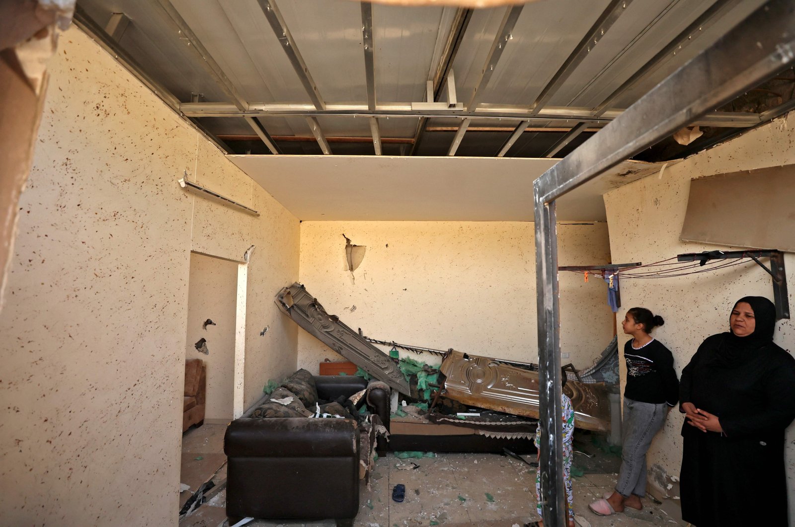 Israel menuntut 2 tentara karena mencoba mengebom rumah warga Palestina